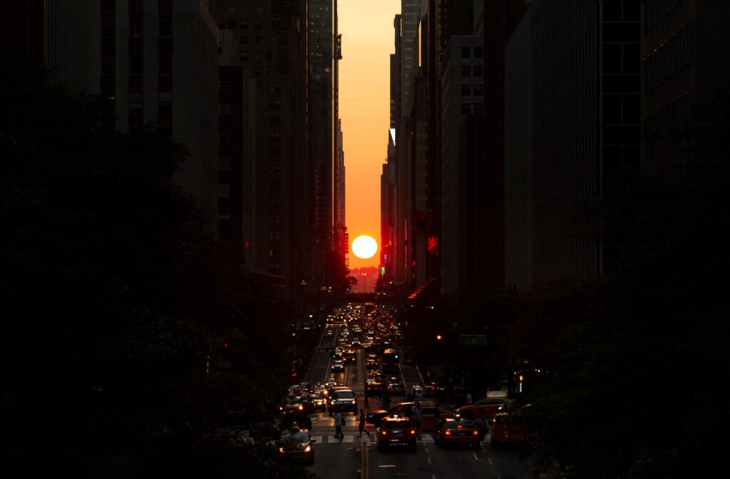 Reverse Manhattanhenge how to experience a unique sunrise in New York